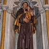 Statua di Sant Antonio da Padova con Bambino